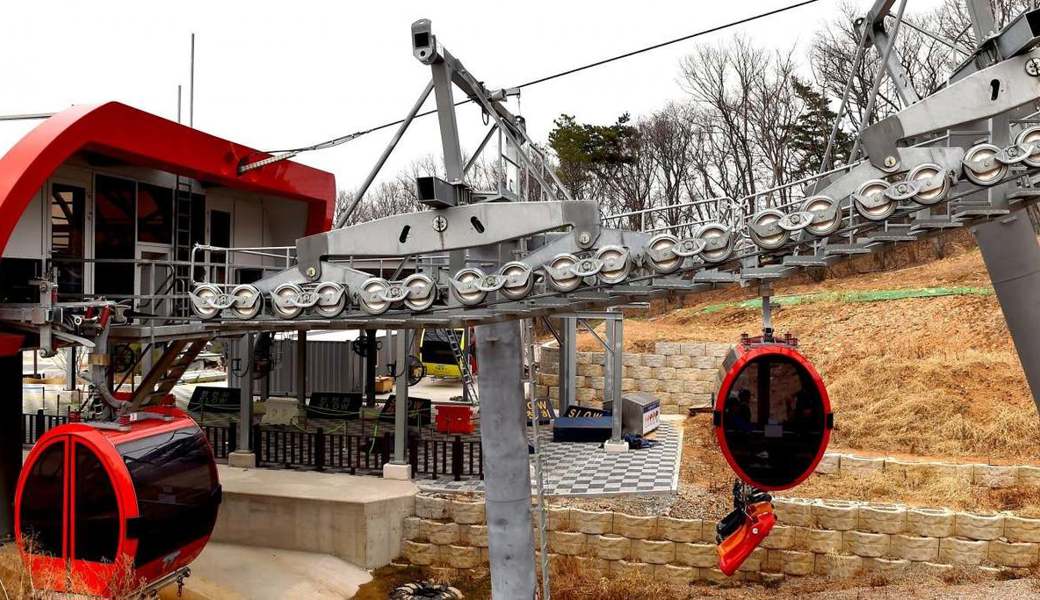 Die Bartholet-Gondelbahn im koreanischen Freizeitpark in Yeosu. Bilder: PD