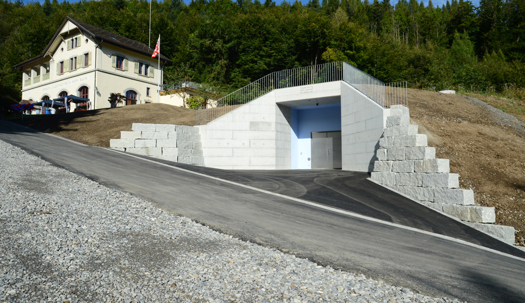 Altes Maschinenhaus und Reservoir-Neubau Tobeläckerli.