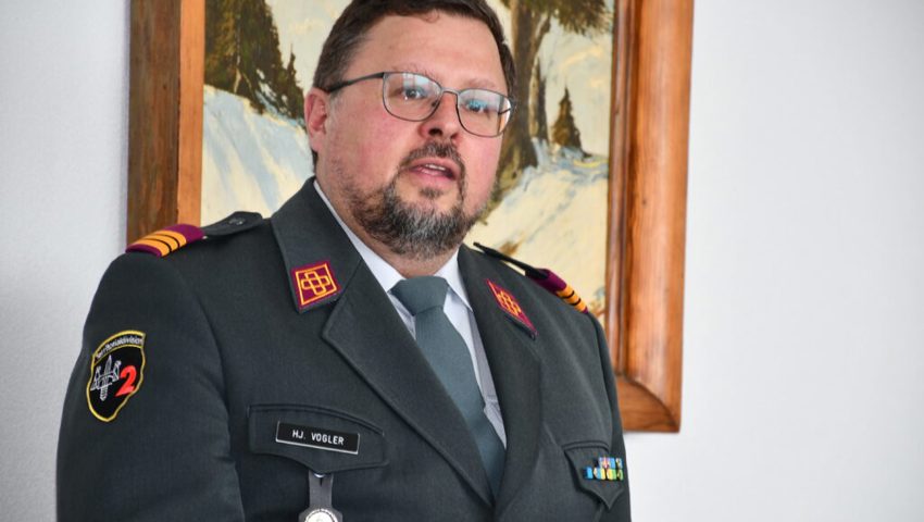  Die Bedeutung des Pferdes in der Schweizer Armee beleuchtet: Referent Oberst Hansjörg Vogler.