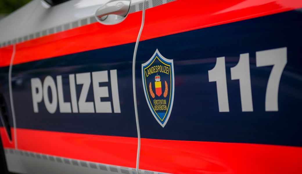 Der Patrouille der Landespolizei war die unsichere Fahrweise des Autofahrers aufgefallen.