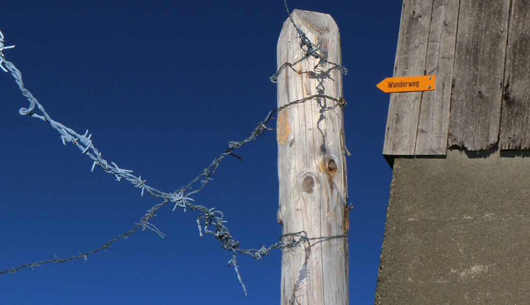  Stacheldraht entlang von Wanderwegen: Der Verein St. Galler Wanderwege setzt sich dagegen ein, auch mit finanziellen Mitteln. 