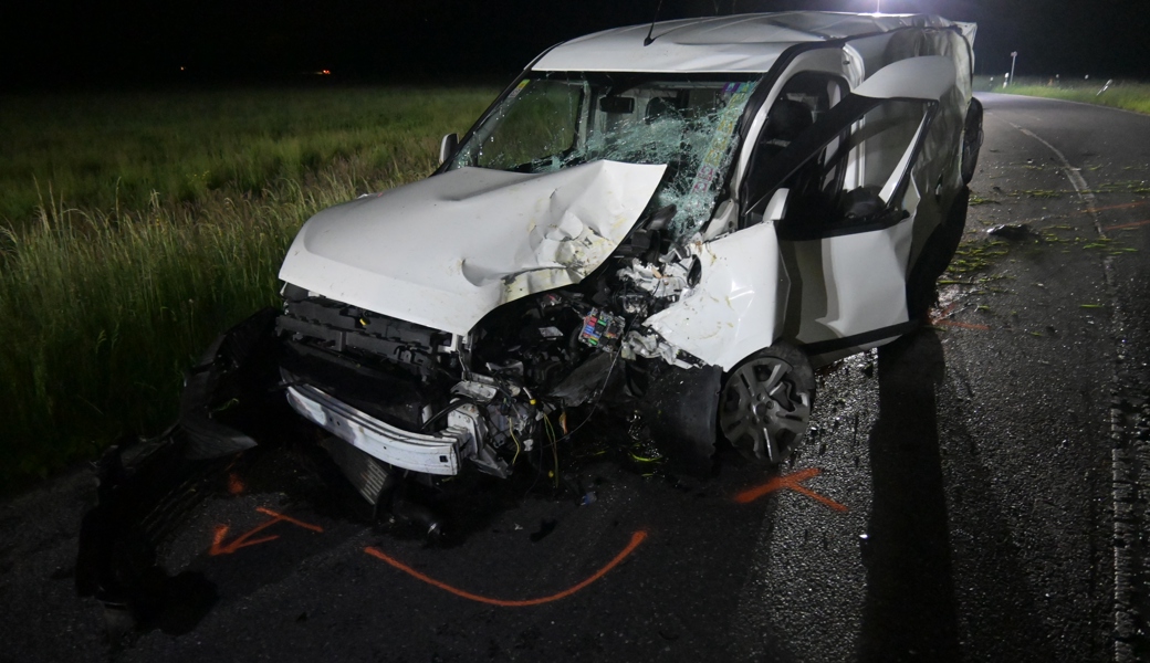 Am Unfallfahrzeug entstand durch den Unfall Totalschaden.