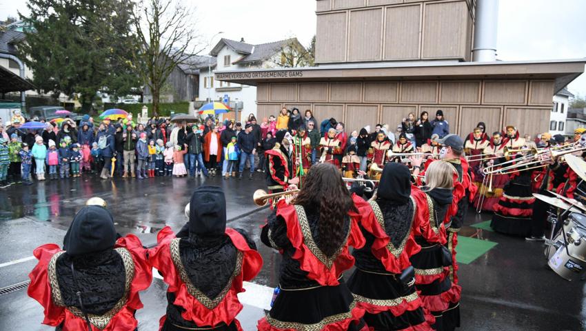 Die Junggugga Gams bei der Fasnachtseröffnung am 11.11.2023.