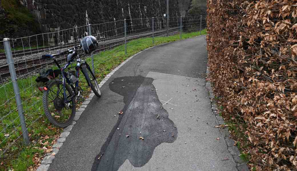 Der Fahrer wird bei der Staatsanwaltschaft zur Anzeige gebracht.