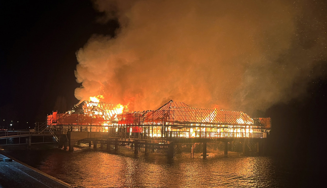 Die Badhütte Rorschach wurde zum Raub der Flammen.