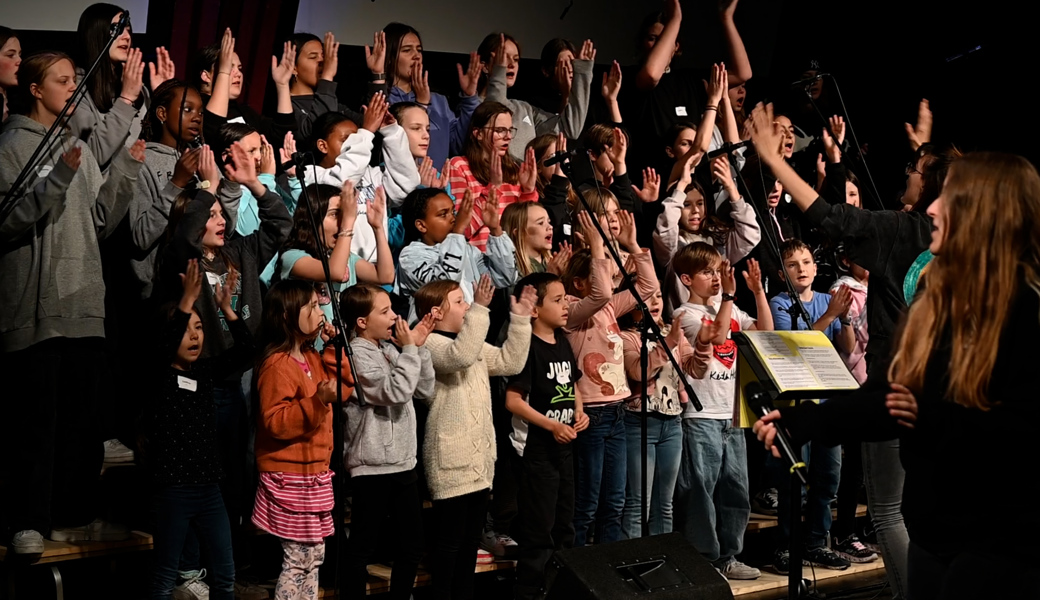 Für den Kinder- und Jugendchor MiniSing ist jetzt «Travel-Time»