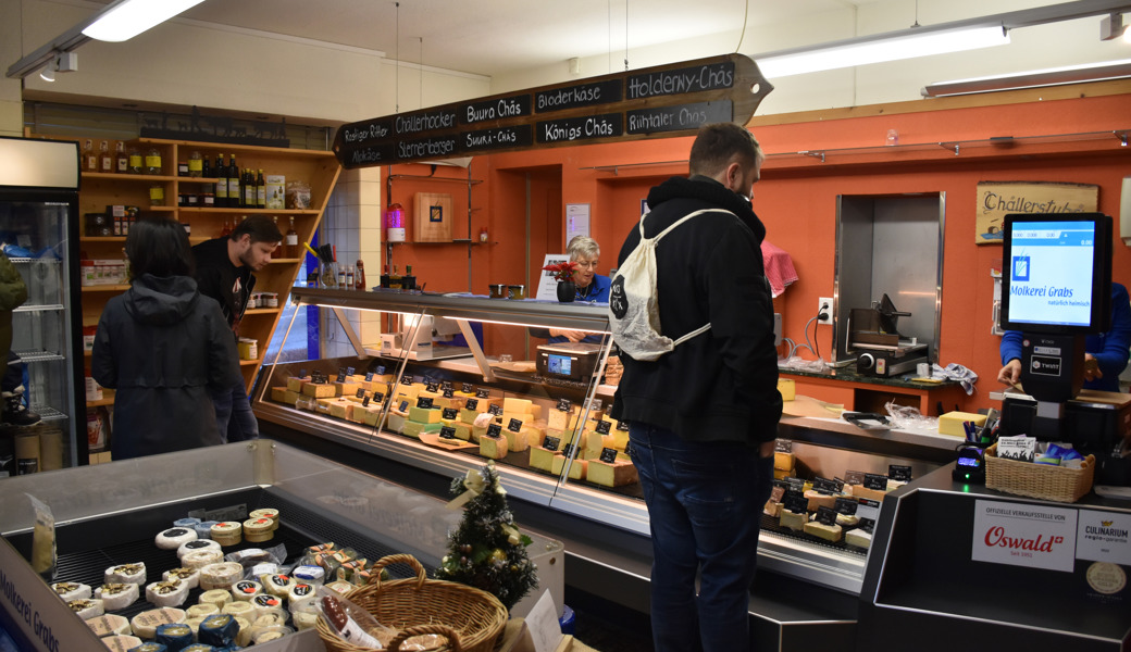 Vor Heiligabend: In der Molkerei Grabs und bei Fleisch Reich herrscht Hochbetrieb