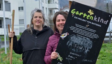 Von der Säge an den Rechen: Garten auf der Kinderbaustelle soll wachsen