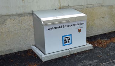 Camper freuen sich über neue Entsorgungsstation