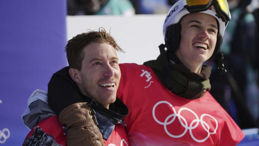  Shaun White und Jan Scherrer während des Finals. 