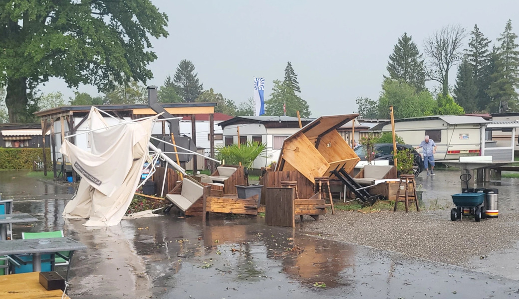 Gewitter richtet grossen Schaden auf Campingplatz Bruggerhorn an