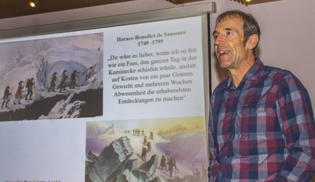  Informativ und unterhaltsam: Der Referent Dr. med. Christian Schlegel machte unter dem Titel «Berge, Dämonen und Wissenschaftler» eine Zeitreise von der Besteigung des Olymp in der Antike bis zum modernen Höhenbergsteigen am Mount Everest. 